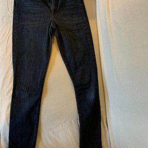 Gap Skinny